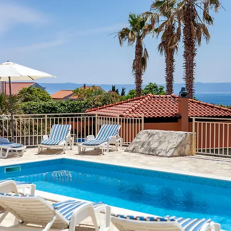 Your Family Haven Villa Vjeka, Brac Island, Heated Pool Sumartin