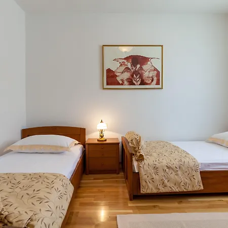 Villa Your Family Haven Villa Vjeka, Brac Island, Heated Pool *
