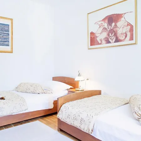 Your Family Haven Villa Vjeka, Brac Island, Heated Pool Villa Sumartin