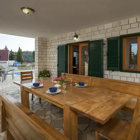 Your Family Haven Villa Vjeka, Brac Island, Heated Pool * Sumartin