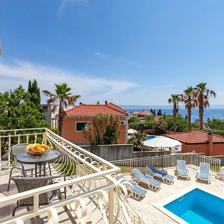 Your Family Haven Villa Vjeka, Brac Island, Heated Pool * Sumartin